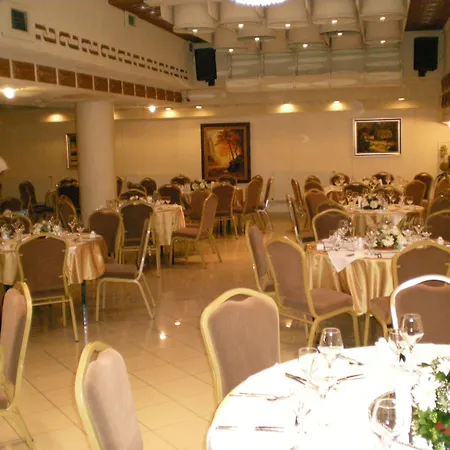 Artic Hotel 3*