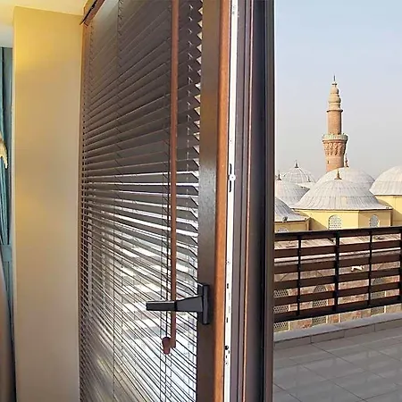 فندق آرتش 3*