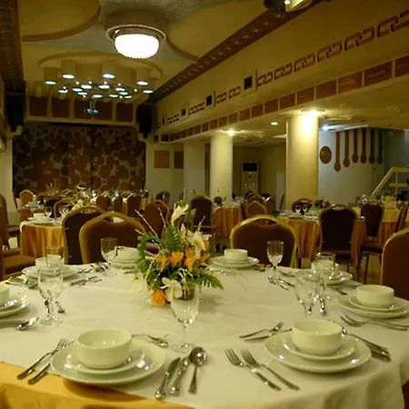 Artic Hotel 3*